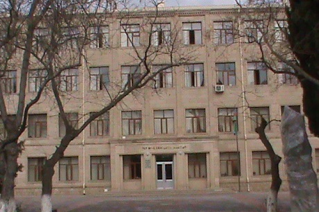 Sərhəddin Yolçuyev adına 207 saylı tam orta məktəb